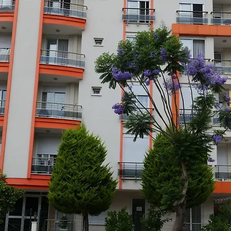 Konyaalti - Liman - - Lueks Ve Huzurlu Sitede Guezel Bir Daire Appartement *