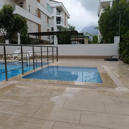 Appartement Konyaalti - Liman - - Lueks Ve Huzurlu Sitede Guezel Bir Daire *